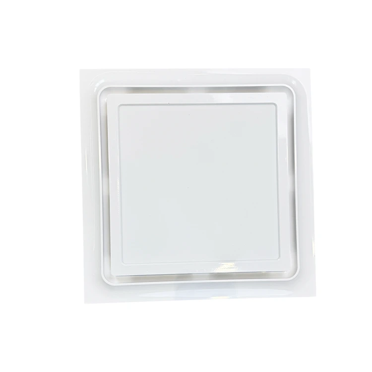 مروحة سقف مع ضوء